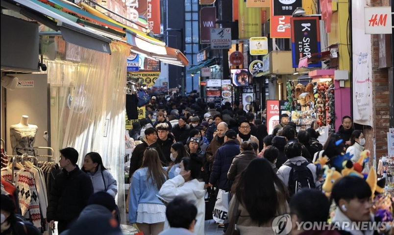 han-quoc-don-so-luong-du-khach-nuoc-ngoai-ky-luc-trong-quy-dau-nam