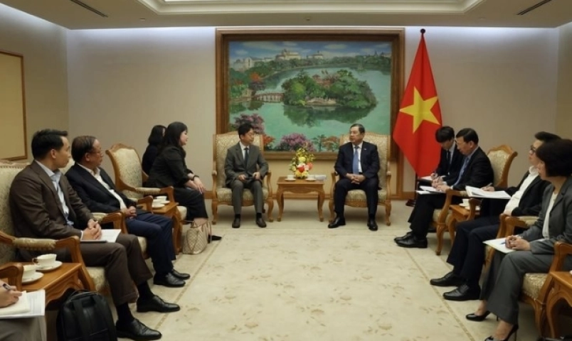 gap-lanh-dao-tap-doan-quyet-tam-lam-du-an-hon-2-ty-usd-tai-vn-pho-thu-tuong-yeu-cau-lam-ro-3-dieu-gi