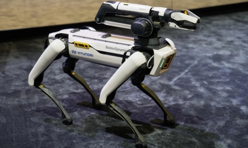 han-quoc-xem-xet-dua-robot-ra-chien-truong-vi-quan-so-giam-manh