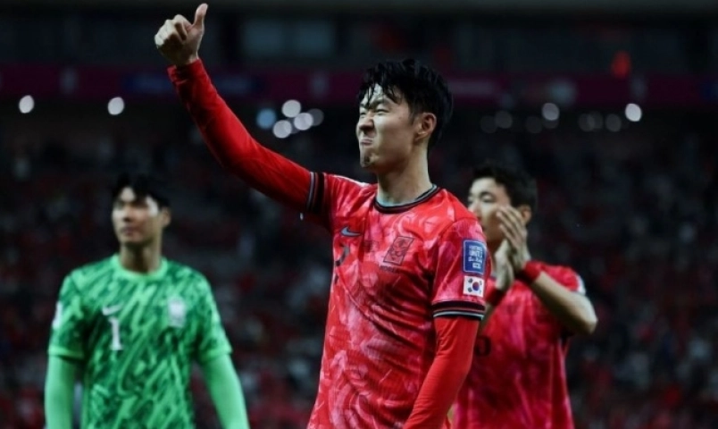 danh-sach-dt-han-quoc-du-world-cup-2026-son-heung-min-sat-canh-lee-kang-in