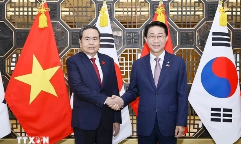 viet-nam-de-nghi-han-quoc-mo-rong-dau-tu-vao-trung-tam-du-lieu-ai
